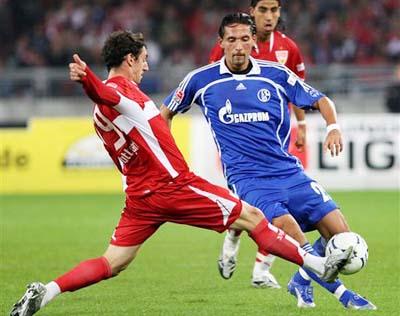 名额却更受 名额却更受